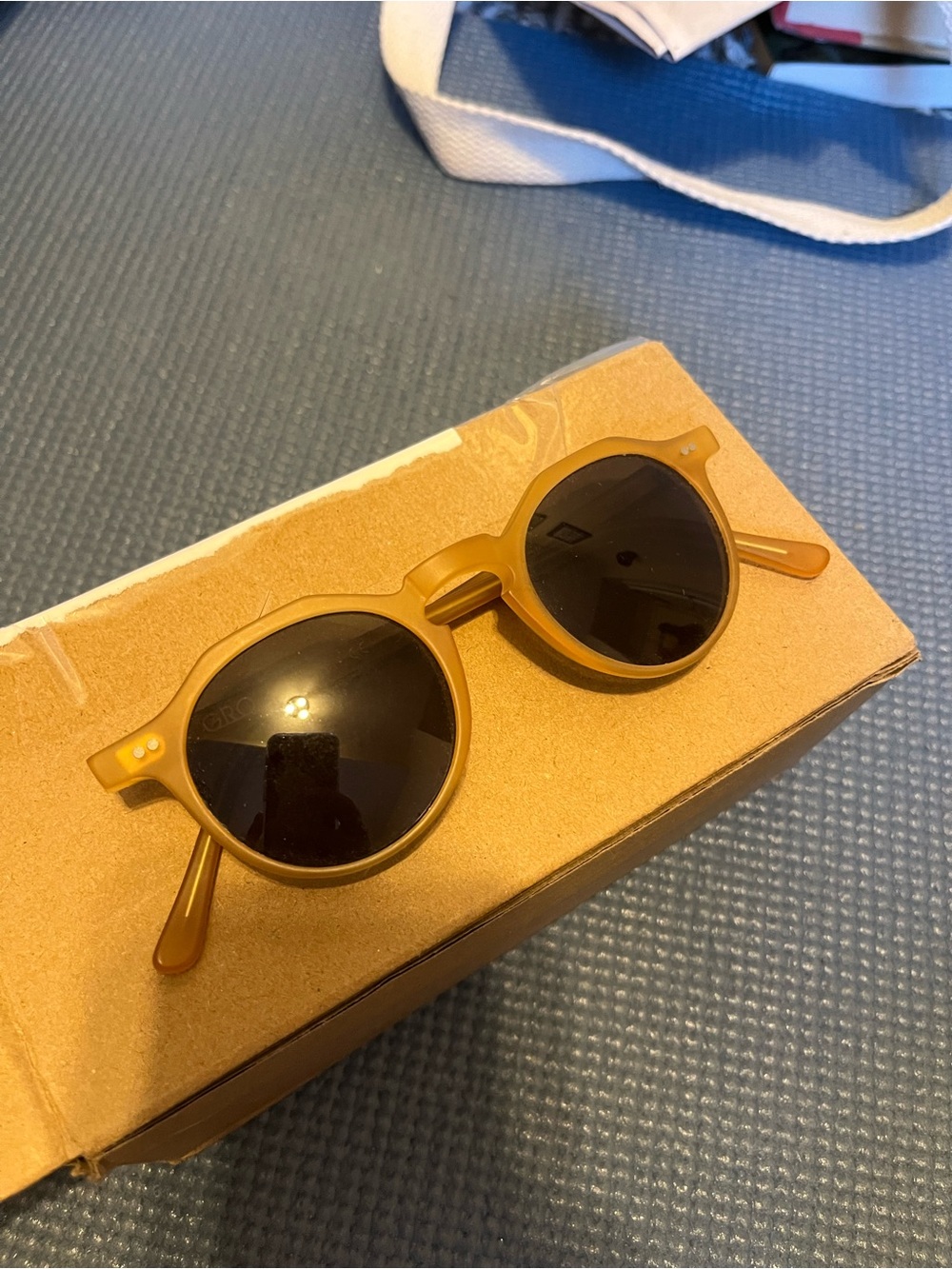 GRO Sunglasses in Honey Yellow
